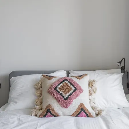 Modern By Finnoo Metro Appartamento