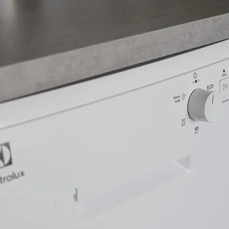 Modern By Finnoo Metro Appartamento